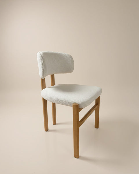 Nesa ( Kolsuz T) Sandalye