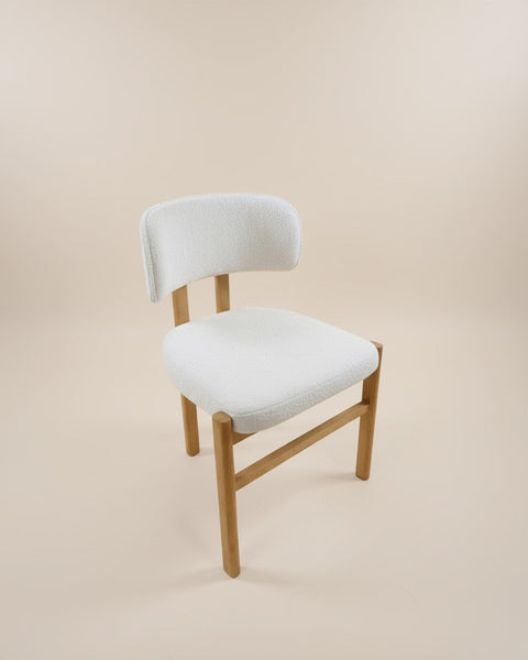 Nesa ( Kolsuz T) Sandalye